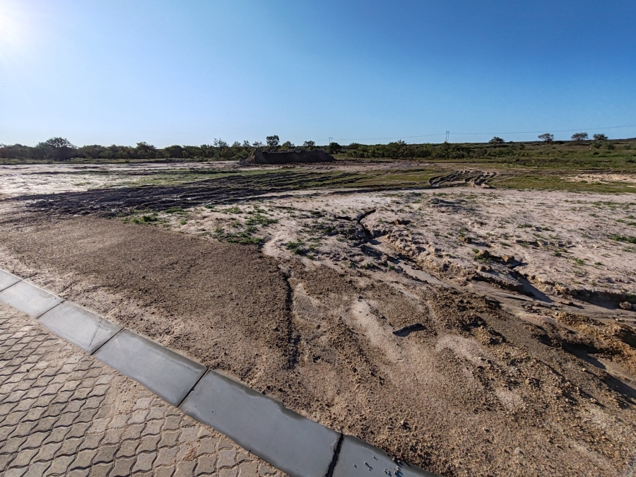 Commercial Property for Sale in Louwville Western Cape